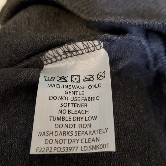 LOL | Women's gray with animal-print and white text graphic sweater. NWT - Picture 6 of 7